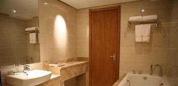 Zhengzhou Grenada Hotel1