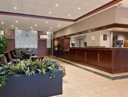 Ramada Calgary Downtown3