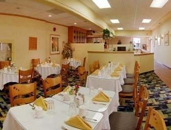 Travelodge Hotel Calgary Airport3