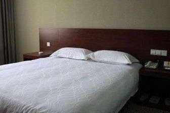 SUPER 8 HOTEL JINAN JING SI WEI SHI LU3