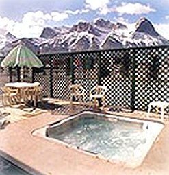 Econo Lodge Canmore3