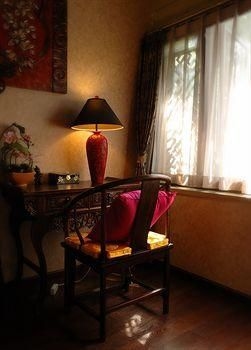 Graceland Yard Hotel1