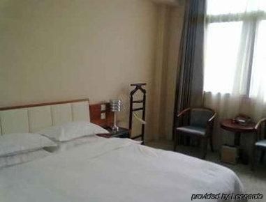 SUPER 8 HOTEL PUTIAN BUS STATION2