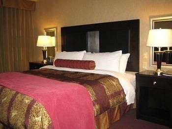 Best Western Plus Coquitlam Inn Convention Centre1