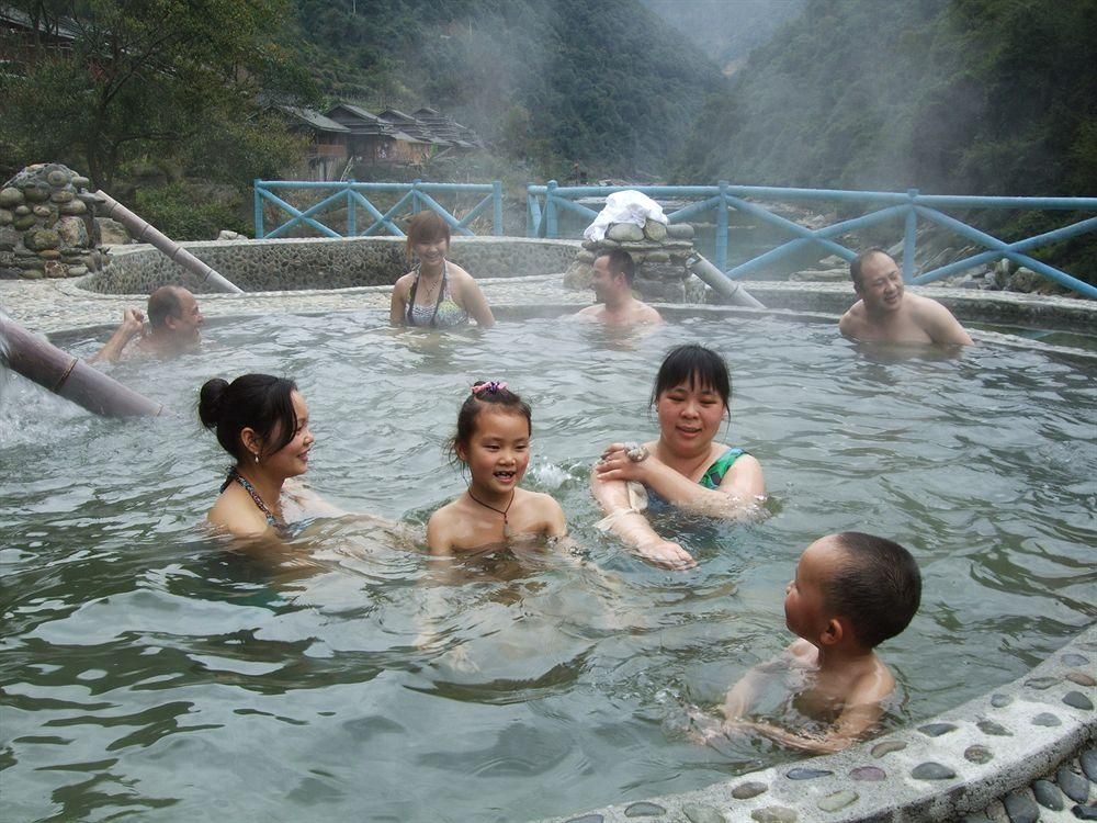 Longsheng DTW Hotspring Resorts2