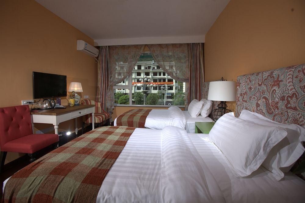 Michael's Inn & Suites1