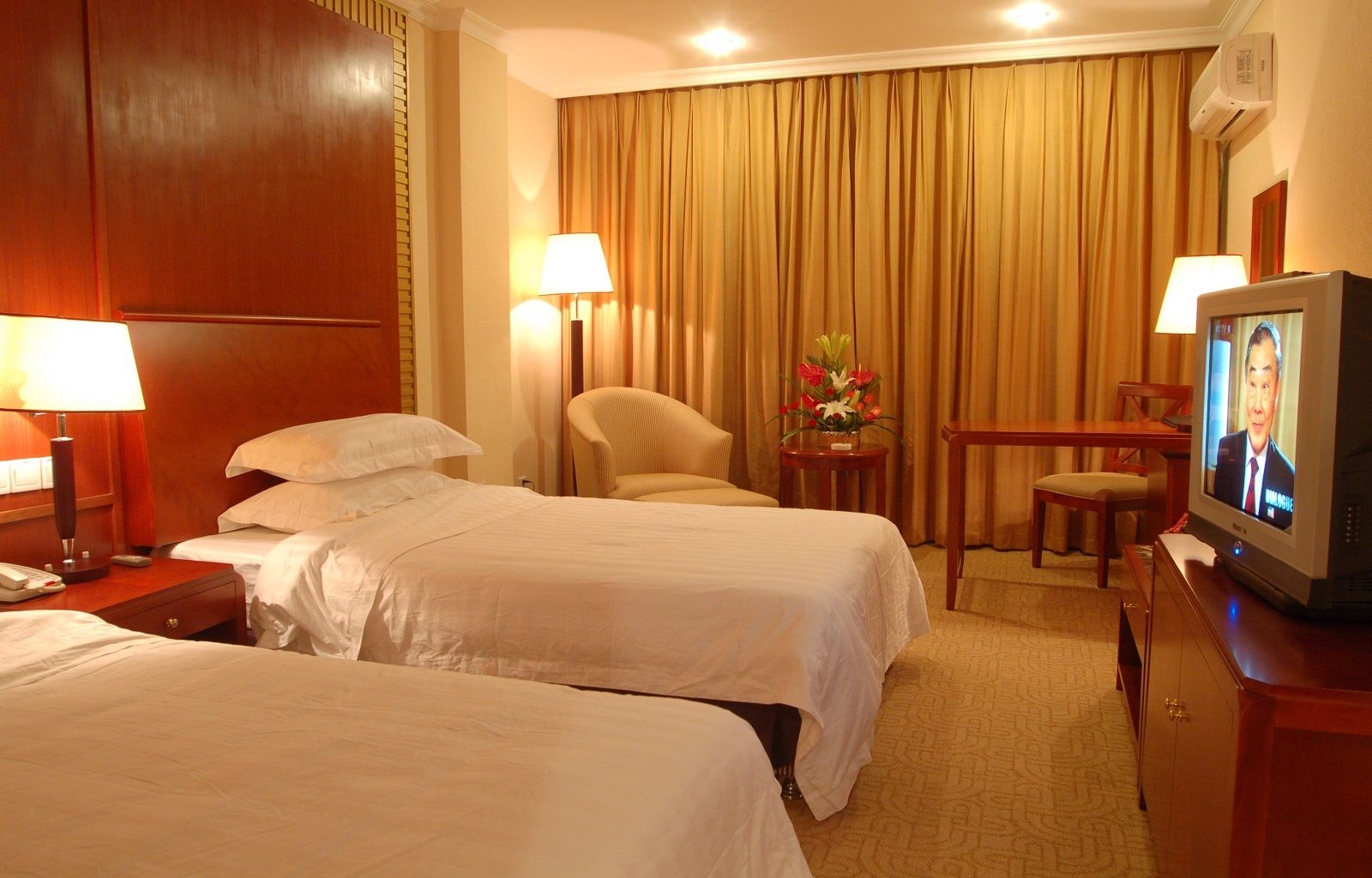 Tanghu Hotel - Chengdu0