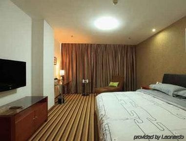 SUPER 8 HOTEL XI'AN RAILWAY STATION WAN DA GUANG CHANG0