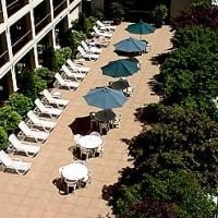 Renaissance Vancouver Harbourside2