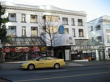 Barclay Hotel0