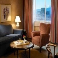 Coast Plaza Hotel Suites1