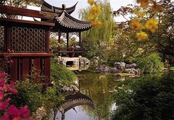 Four Seasons Hotel Hangzhou at West Lake0