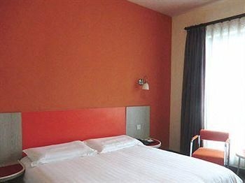 Motel168 Shanghai Huinan Inn1