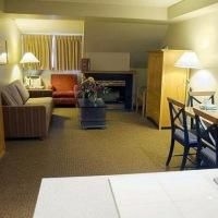 Holiday Inn Whistler Village Centre2