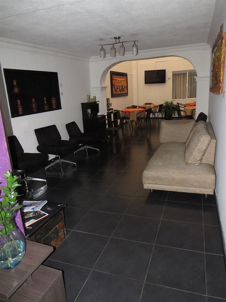 Central House Hotel2