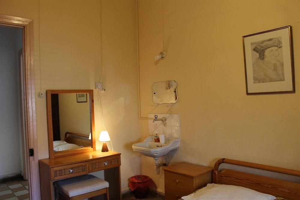 Trianon Guest House3