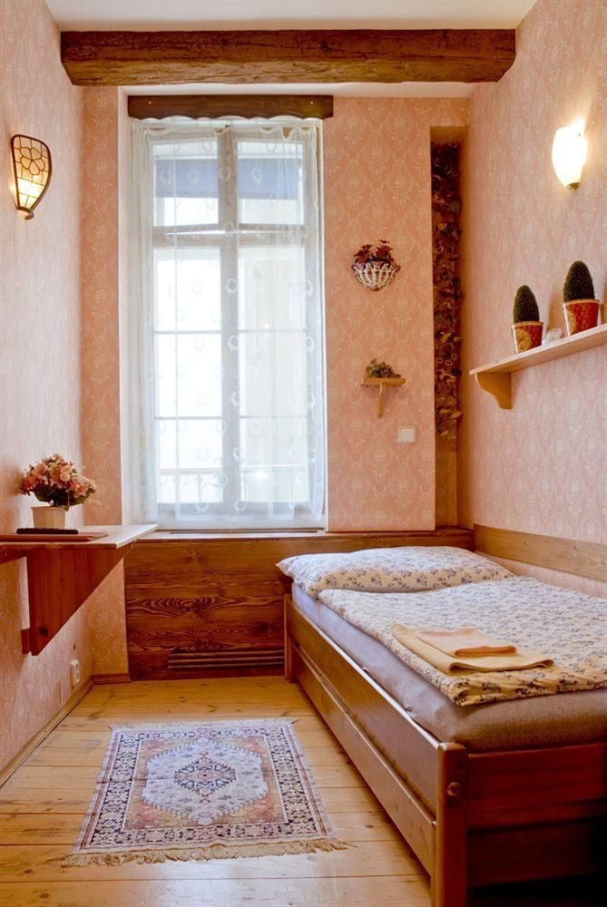 Alice Apartment House2