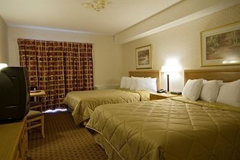 Comfort Inn Cornwall3