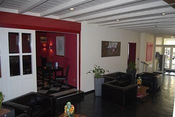 Amadeo Hotel0
