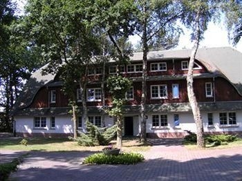 Hotel & Ferienanlage Waldhof3