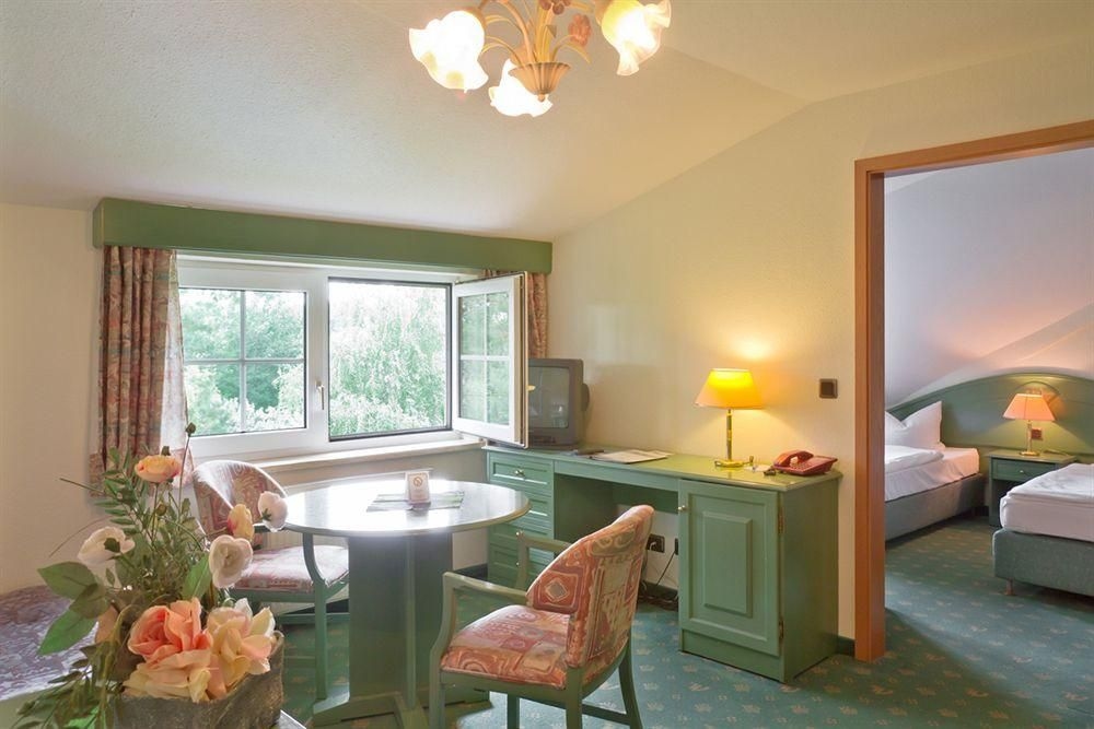 Hotel & Ferienanlage Waldhof4