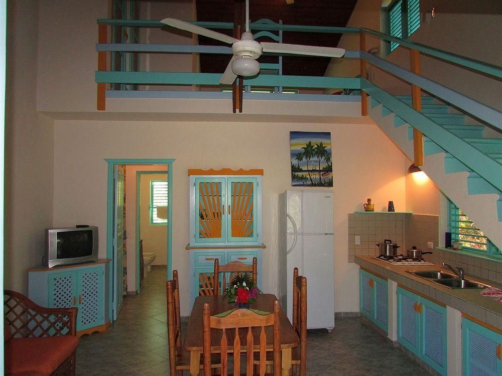 Las Palmas Residence1