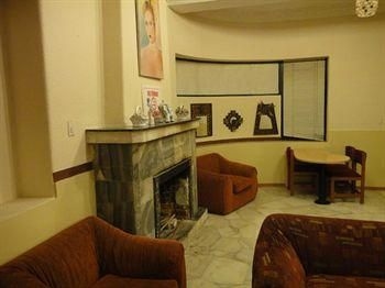 Alston Inn Hotel4