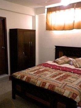 Hostal Perla Real Inn3
