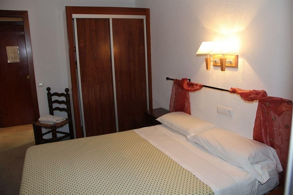 Hostal Isabel0