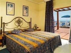 Regency Club4