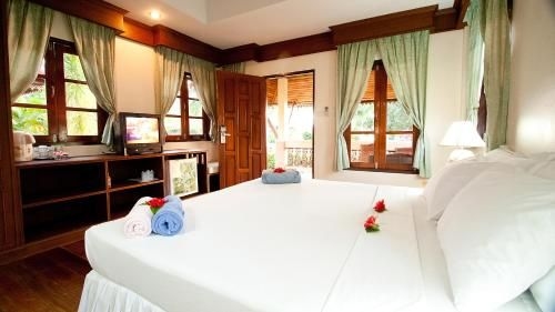 ลองเบย์ รีสอร์ท (Longbay Resort Koh Phangan)3
