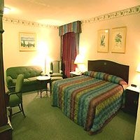 Clarion Hotel Suites Selby Downtown1