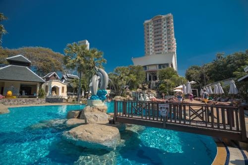 ลองบีช การ์เดน โฮเทล แอนด์ พาวิลเลี่ยนส์ (Long Beach Garden Hotel and Pavilions)1