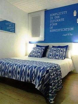 Petit Hotel2
