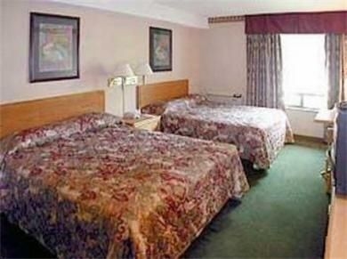 Comfort Inn East3