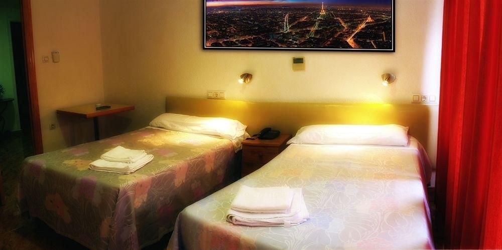 Hotel Santa Ana1