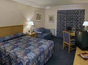 โรงแรมคอมฟอร์ต อินน์ เทรนตัน (Comfort Inn Trenton)1