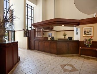 Travelodge Hotel Downtown Windsor2