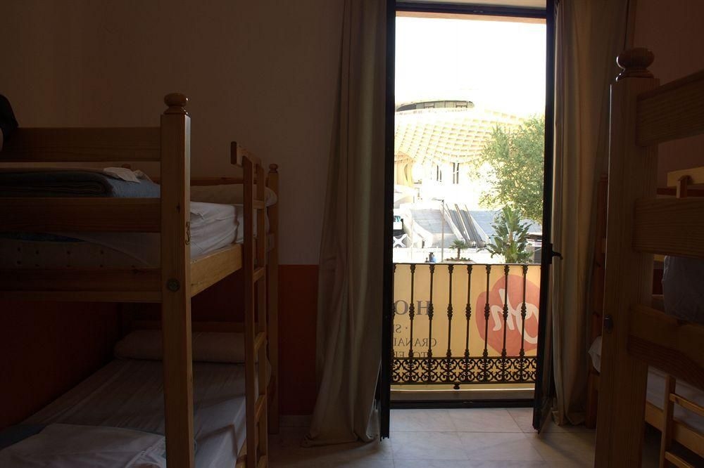 Oasis Backpackers' Hostel Sevilla1