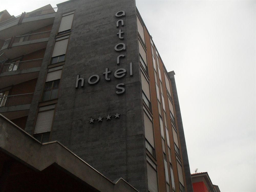 Hotel Antares Arona2