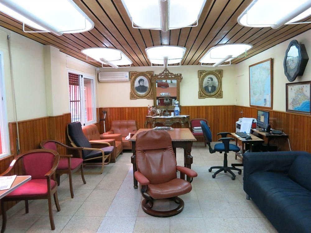 Hostal Guillot4