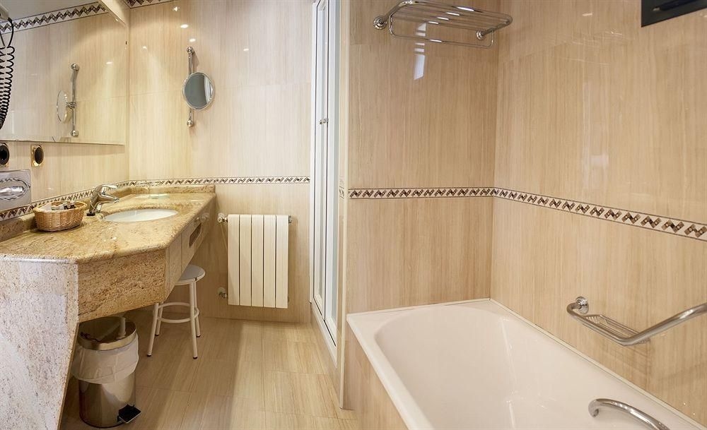 Hotel Servigroup Mont2