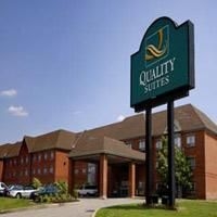Quality Suites Laval2
