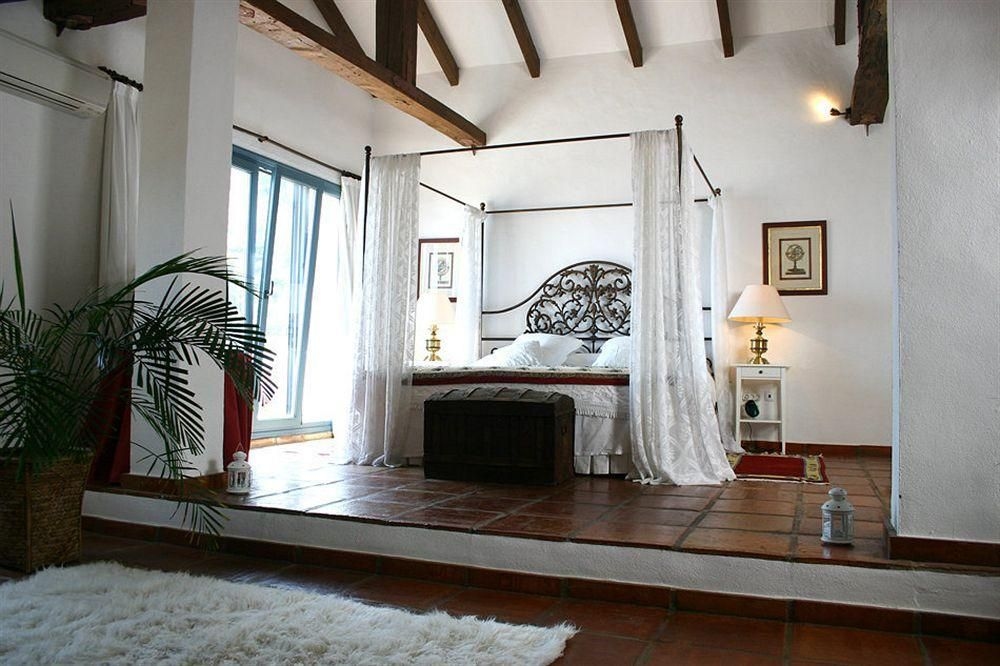 The Urban Villa1