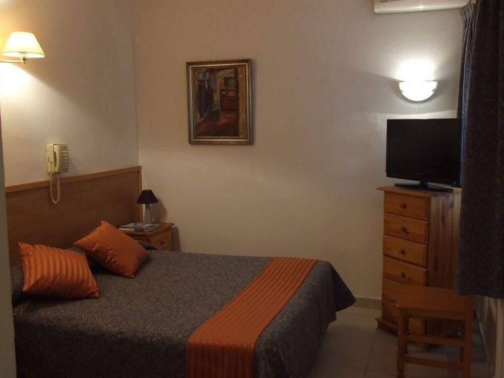 Hotel Montserrat4