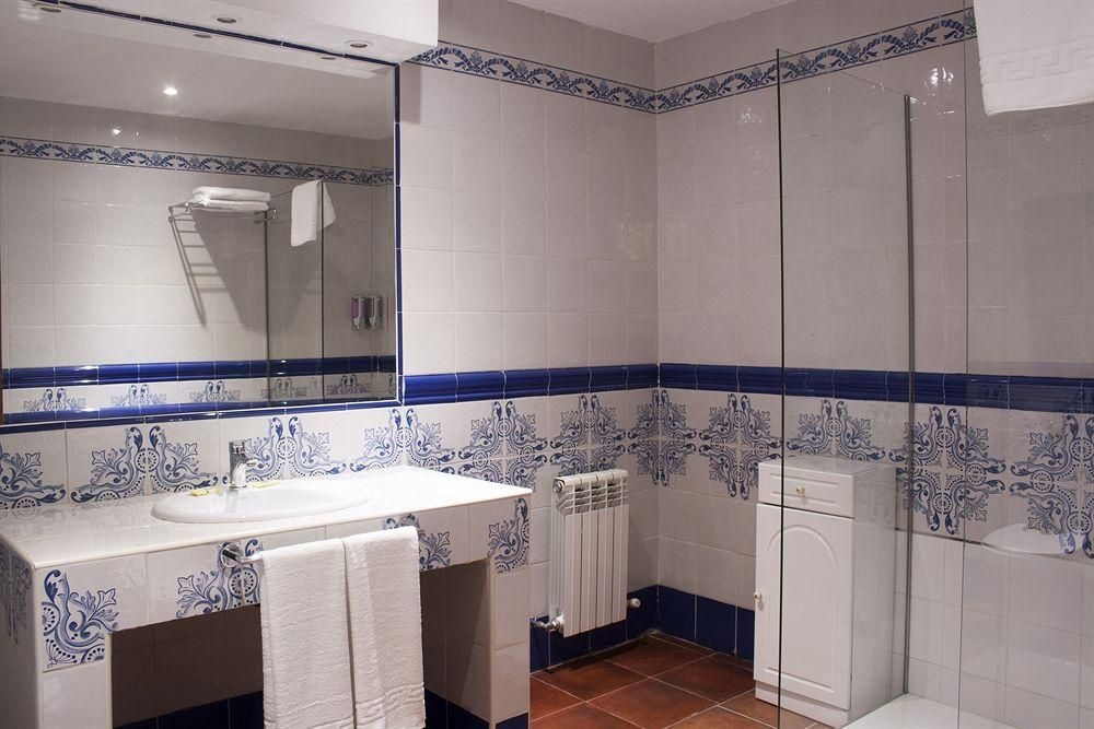 Hotel Palacio de Monjaraz0