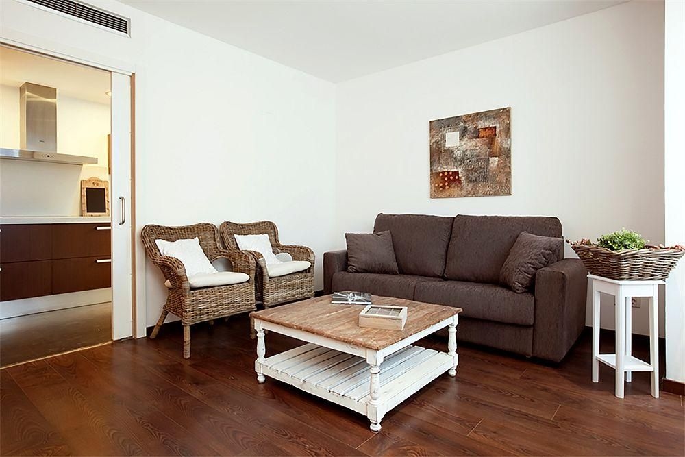 Bas Apartments Gracia3