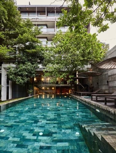 LUXX Langsuan Hotel2