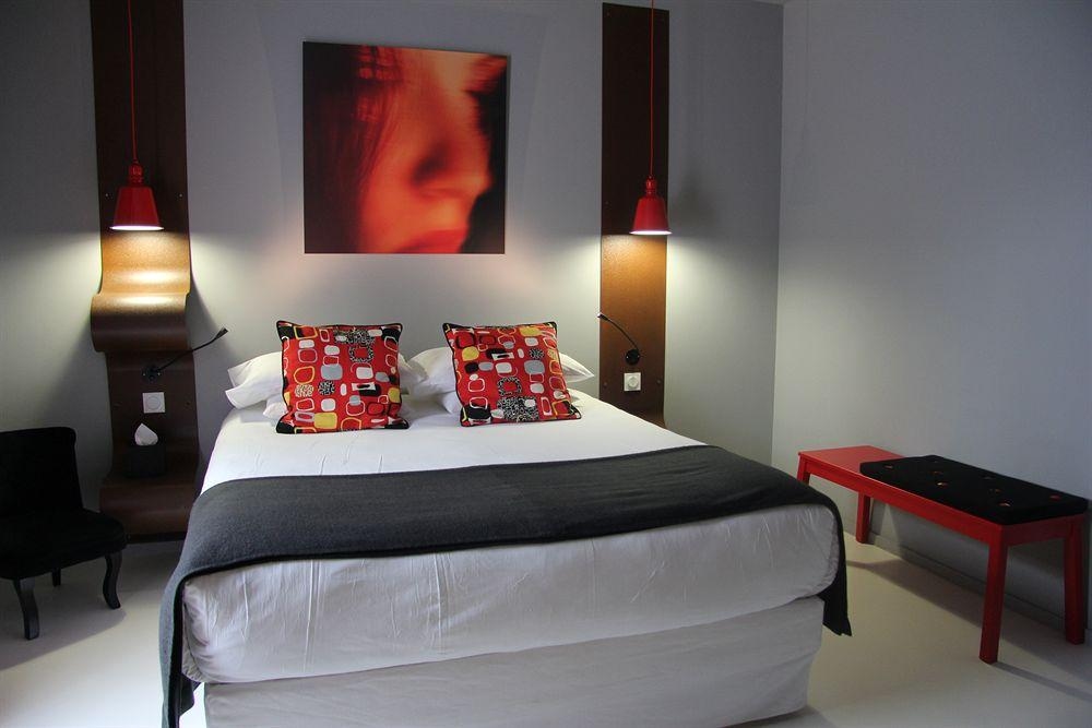 Pont Levis Hotel0