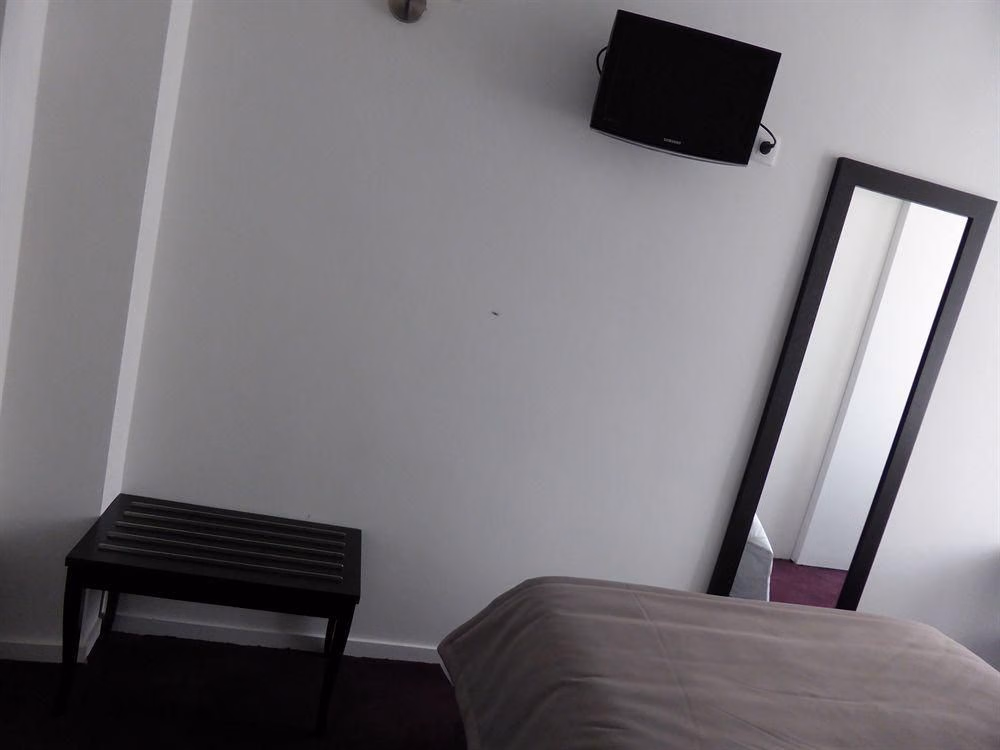 Hotel Foch3